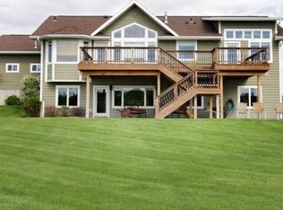 1085 174th St, Hammond, WI 54015