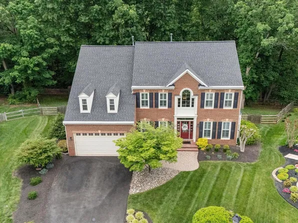 6353 Knollwood Ct, Frederick, MD 21701
