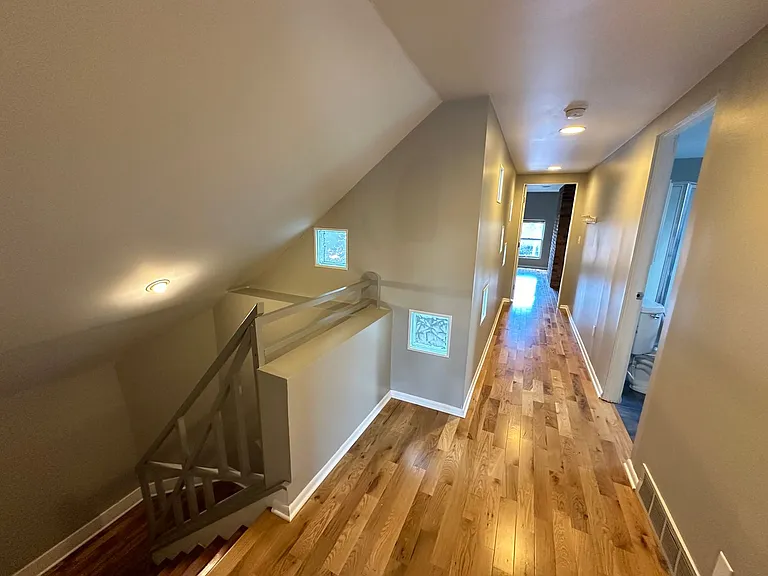 Collins Ave 241-243 MLR — Photo 22