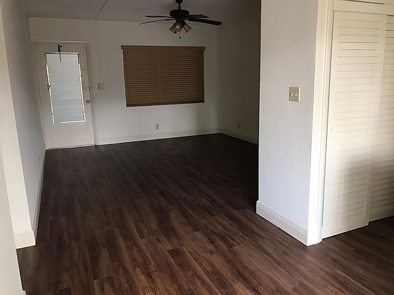 3rd image of 901 SW 32nd Ct #0