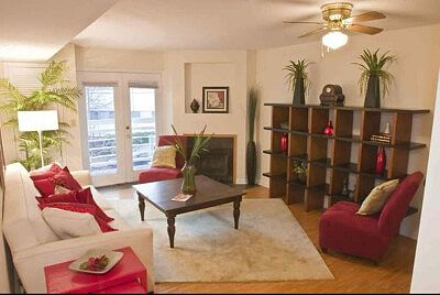 1st image of 345-348 Franklin St #405