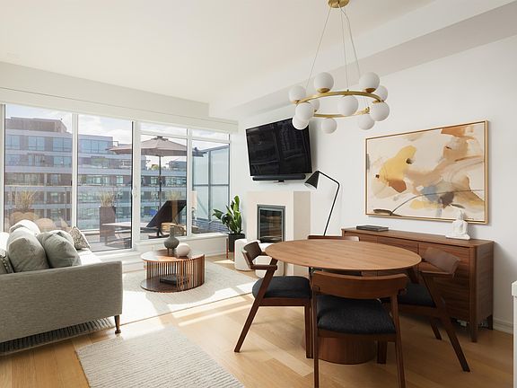 3rd image of 1661 Ontario St #1103