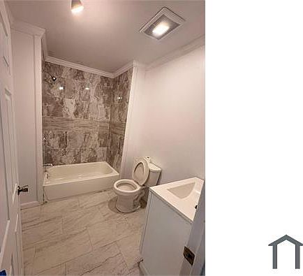 1st image of 409 W Market St #1