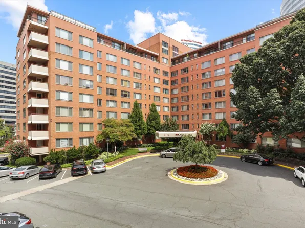 1121 Arlington Blvd APT 1008, Arlington, VA 22209