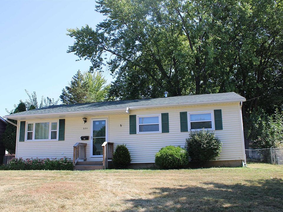 1st image of 3211 Candlewick Dr