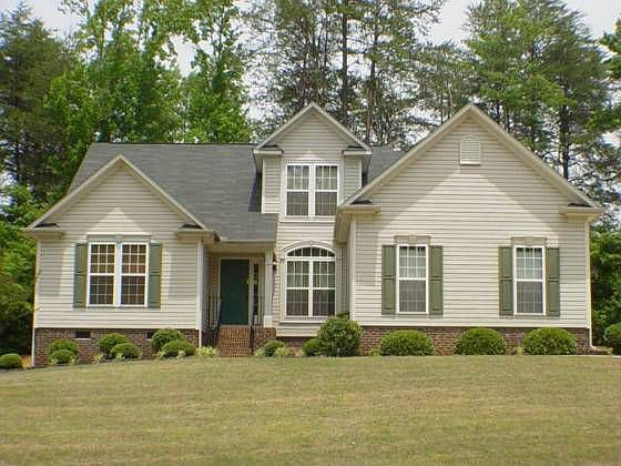 1st image of 224 Woodland Creek Way
