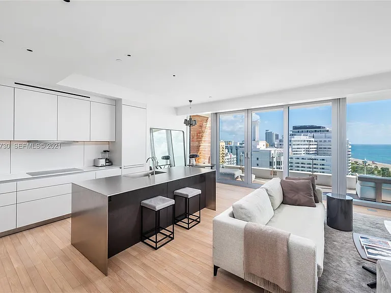 2901 Collins Ave #1408 — Photo 14