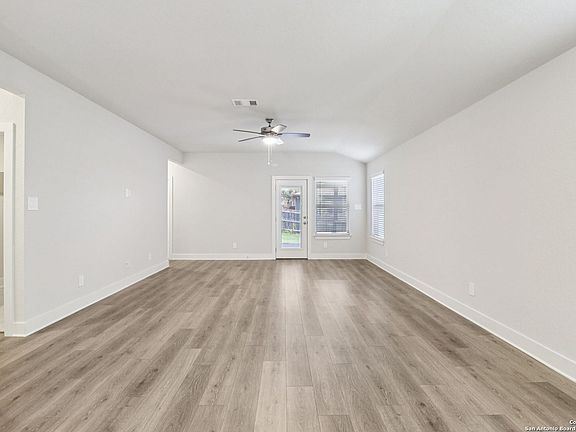 5th image of 11550 Cottage Point