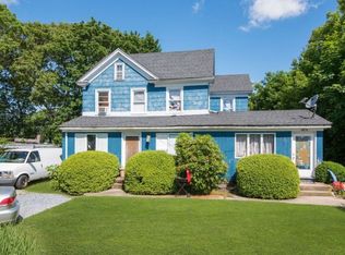 680 Montauk Hwy, East Quogue, NY 11942