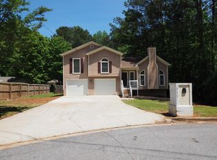 415 Windstone Ct, Lawrenceville, GA 30044