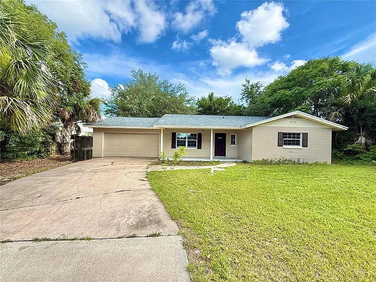 2810 Flowertree Rd — Photo 1