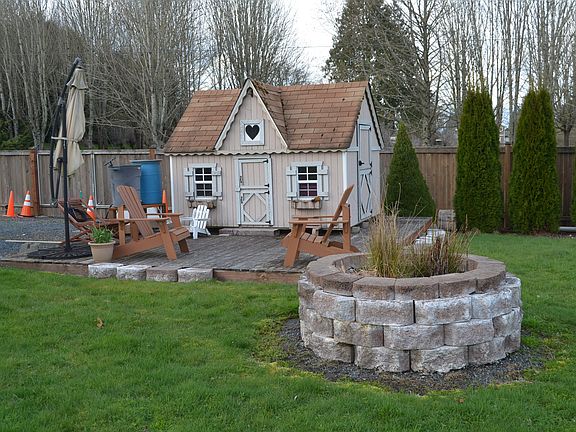 Play house w/pond