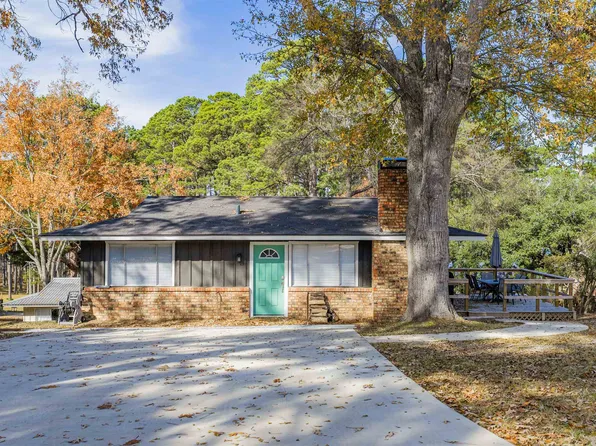 134 Tejas Cir, Jefferson, TX 75657