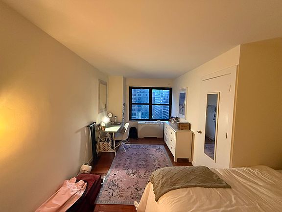 3rd image of 279 E 44th St APT 14J