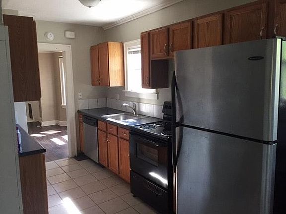 3rd image of 5120 Lydia Ave