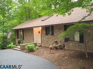 25 Dogleg Rd, Palmyra, VA 22963