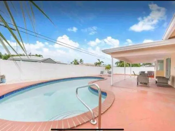 431 SE 5th Court, Pompano Beach, FL 33060