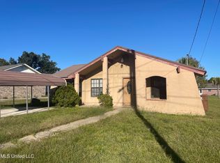 216 White Harbor Rd, Long Beach, MS 39560