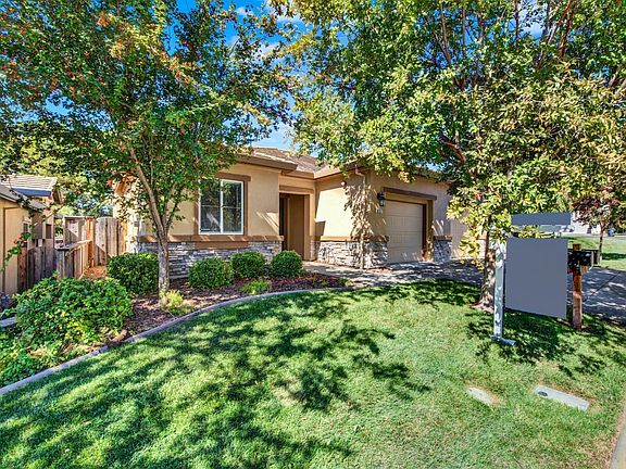 4th image of 3267 Inwood Place