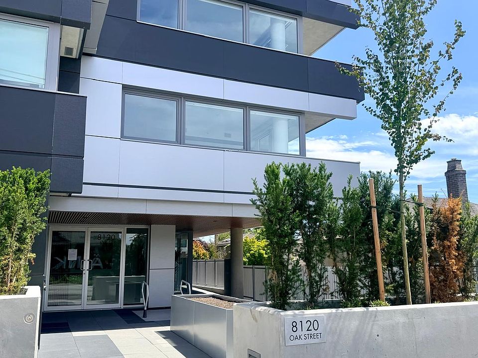 1st image of 8120 Oak St #405
