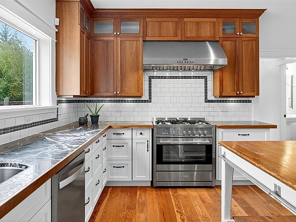 2nd image of 319 Stebbings Rd