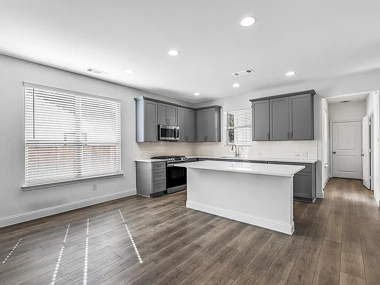 228 Sunset Ln — Photo 33