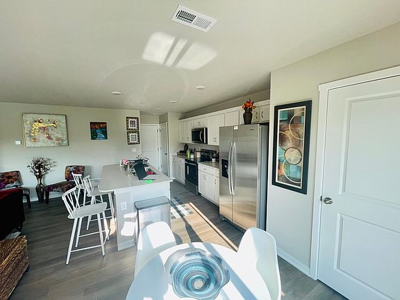 4th image of 4110 Glenview Dr