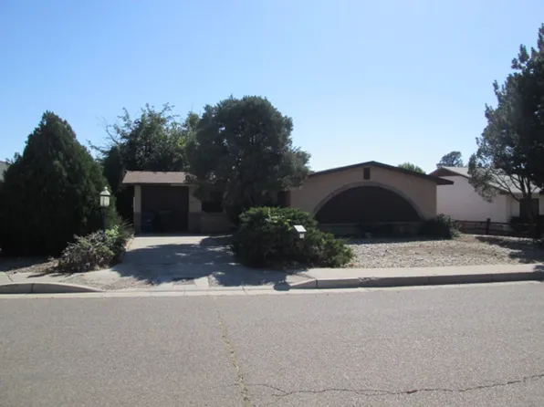 6008 Lejano Ave NE, Albuquerque, NM 87109