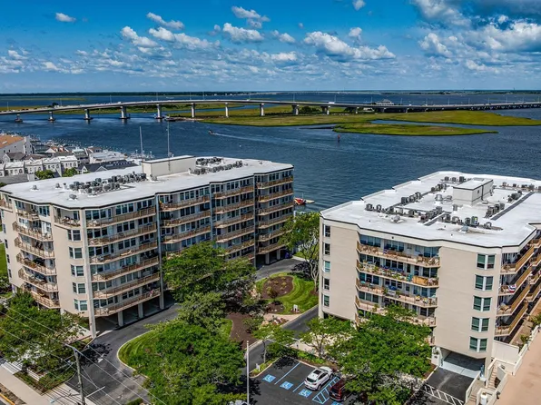 500 Bay Ave APT 707, Ocean City, NJ 08226