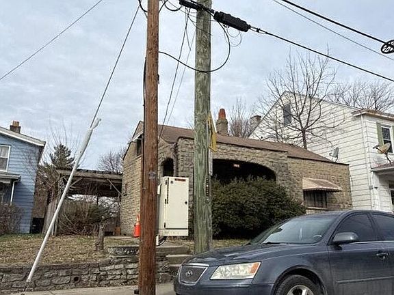 3rd image of 4517 Lawrence St