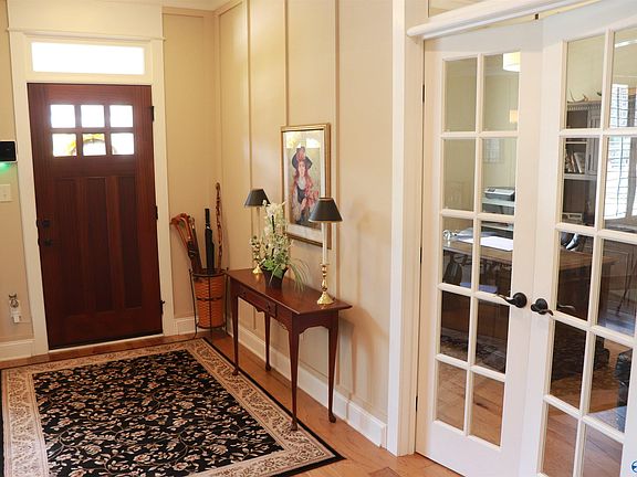 4th image of 613 Indian Lake Dr SE