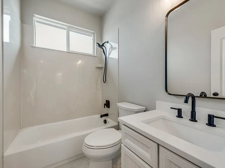 1709 Belton Dr — Photo 15