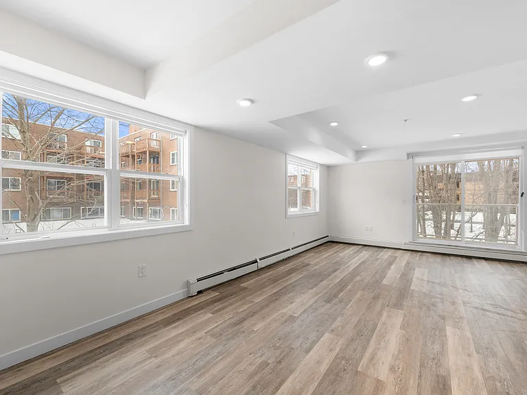 72 Primrose St #201 — Photo 19