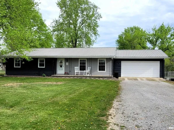 4913 State Highway 50, Salem, IL 62881