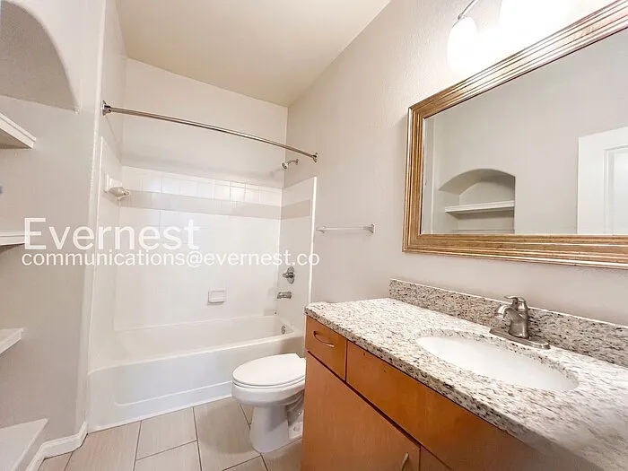 8290 Gate Pkwy W #1301 — Photo 5