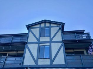 165 Madison Ave N #10, Bainbridge Island, WA 98110