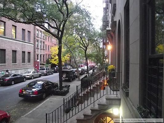 Rented by Bond New York | media 55