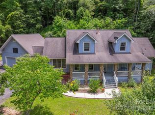 98 Choga Rdg, Whittier, NC 28789