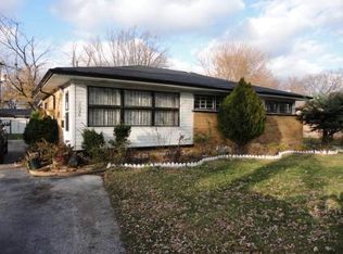 3036 Sussex Ave, Markham, IL 60428