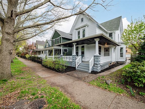 2nd image of 4015 Whitman Ave