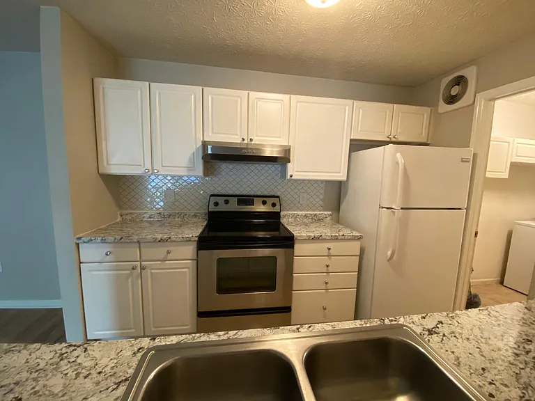 2317 Vicente Ct #101 — Photo 19
