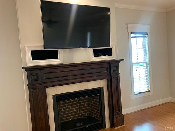 5th image of 309 Capstone Dr