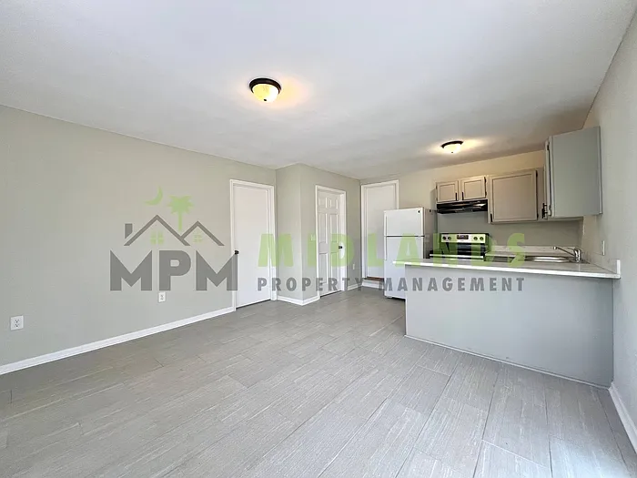 290 Browning Ct #B — Photo 13