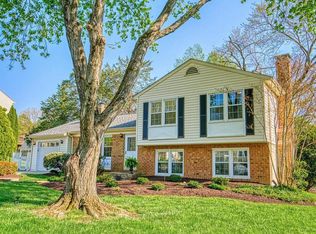 12017 Trossack Rd, Herndon, VA 20170