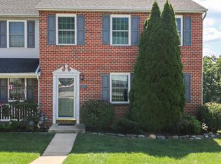 131 Country Ridge Dr, Red Lion, PA 17356