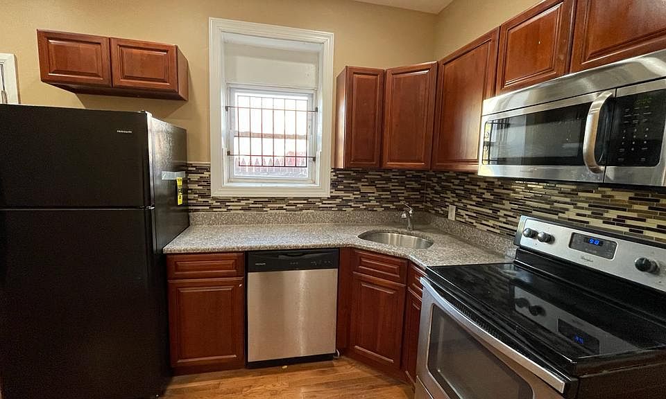 1st image of 2135 N 17th St #1