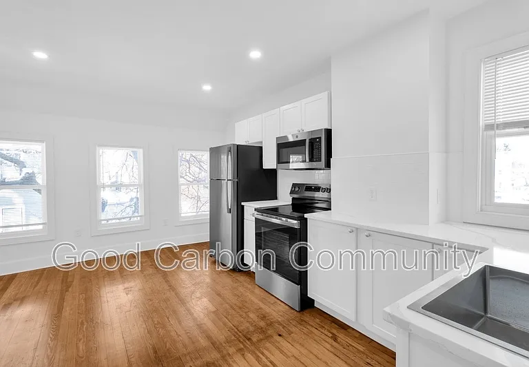 213 Summer St #3 — Photo 5