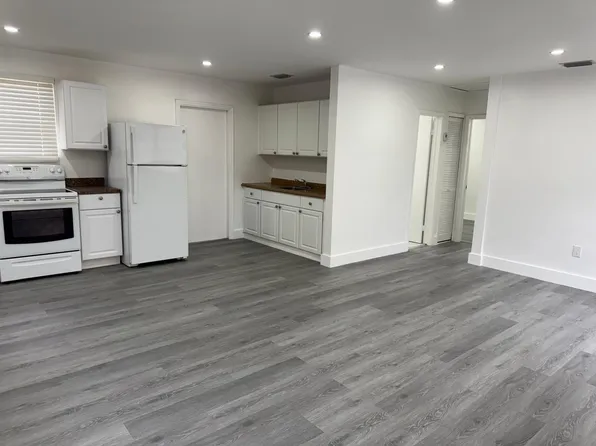 4550 SW 36th St, Hollywood, FL 33023