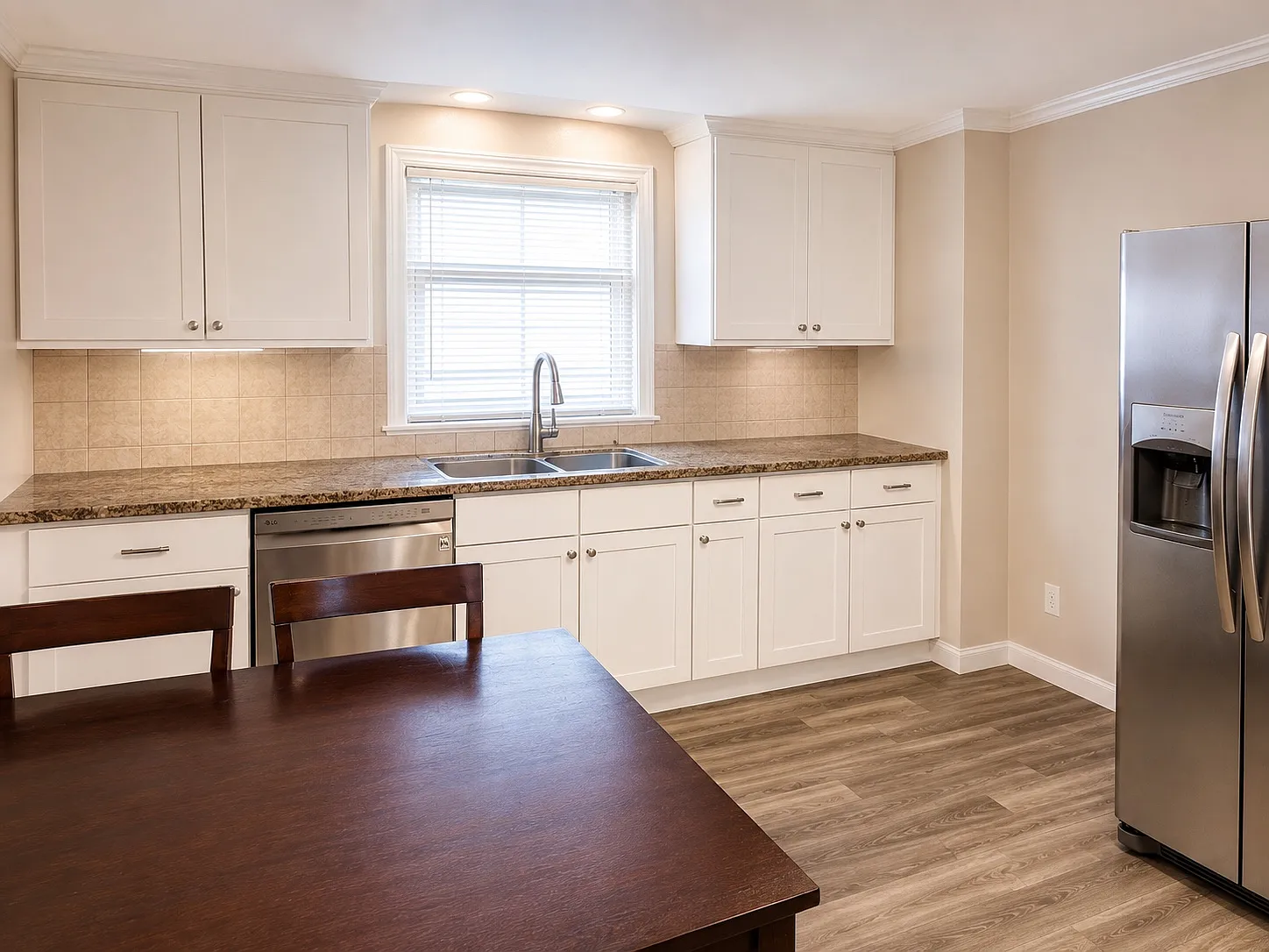 3 bed, 1500 sqft, $3,500 — Photo 2