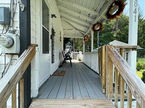 4th image of 841 Cadosia Rd